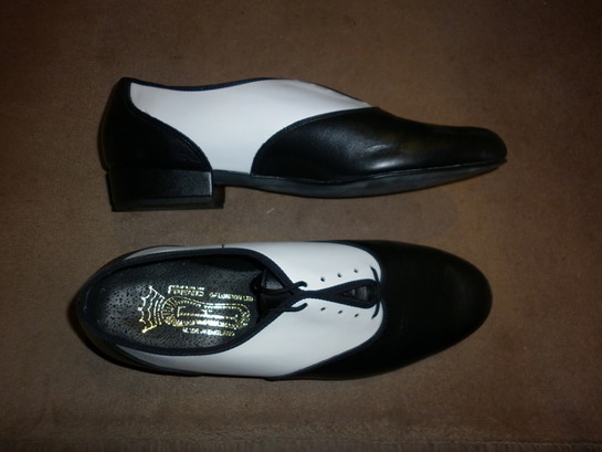 Mens dance shoes